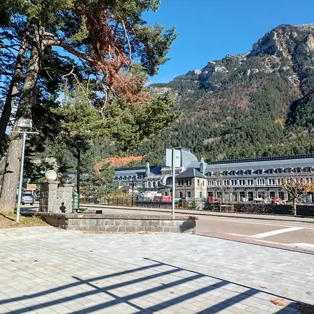 Lägenhet La Moleta Avairent Estacion Canfranc
