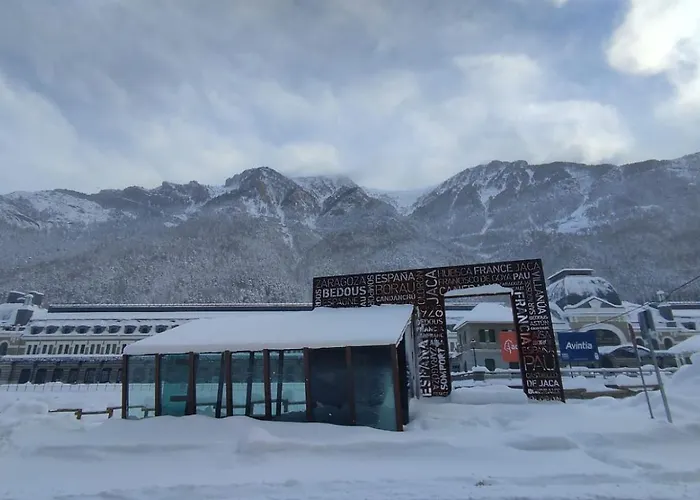 Lägenhet La Moleta Avairent Estacion