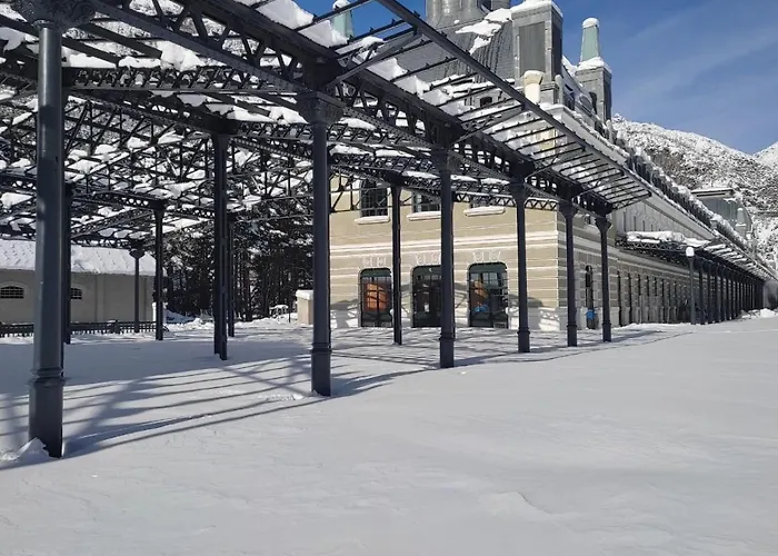 La Moleta Avairent Estacion * Canfranc