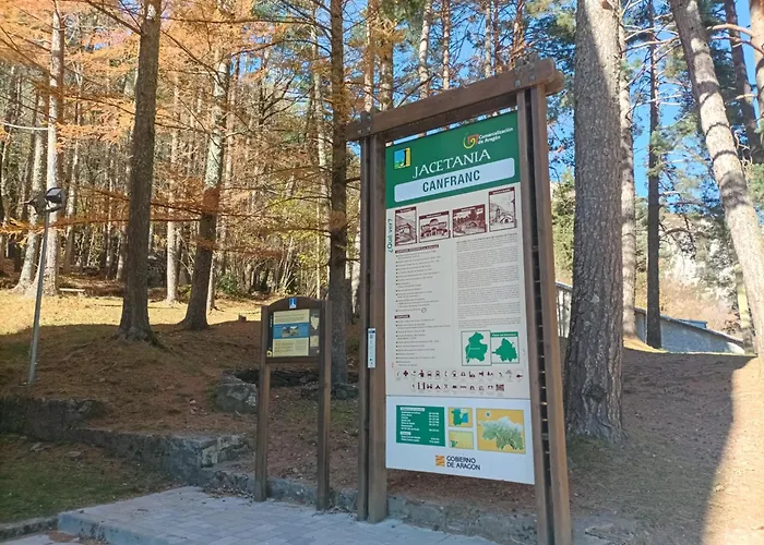 Lägenhet La Moleta Avairent Estacion *